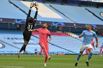 Benzema y Ederson.