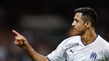 Marseille's Chilean forward Alexis Sanchez gestures during the French L1 football match between Lille LOSC and Olympique Marseille (OM) at the Pierre-Mauroy stadium in Villeneuve-d'Ascq, northern France, on May 20, 2023. (Photo by Sameer Al-DOUMY / AFP)