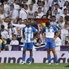 1x1 del Málaga: Grave lesión de Juankar e indignación por el gol anulado a Paul Baysse