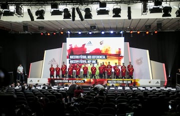 Spain players model the new shirt which the team will wear at next year's Euro 2020 today in the Luis Aragonés room in Las Rozas.