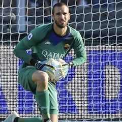 Pau López, tres semanas fuera por una lesión en la muñeca