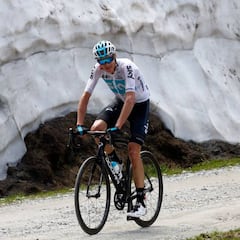 El #Giro de Italia buscaba un valiente y lo encontró: Froome