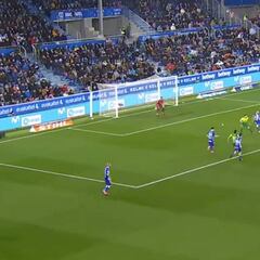 ¡Remató de fuera del área! El gran gol de Orellana en España