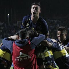 Everton es el único escolta de la UC: así quedó la tabla