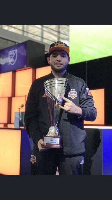 La MLS coronó a su primer ‘gamer’ de FIFA 18 y es hispano