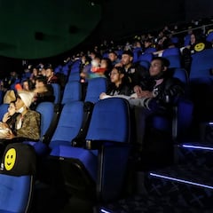 ¿Se puede meter comida de fuera en el cine? Esto dice la Ley en España
