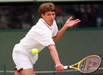 En 1991 ganó Wimbledon y en 1992 ganó el dobles de Wimbledon junto a junto a John McEnroe 