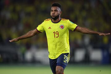 La Selección Colombia venció 3-1 a la Selección de Chile en el Metropolitano de Barranquilla por la fecha 10 de Eliminatorias Sudamericanas.