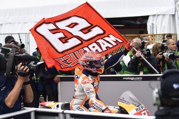 Marc Márquez celebra la victoria.