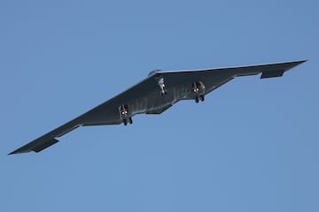 Un bombardero B-2 llega a la Base A¨¦rea Whiteman, Misuri, el domingo 22 de junio de 2025.