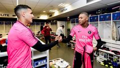 El recibimiento de Mbappé a Paredes, ¡vaya dos fenómenos!