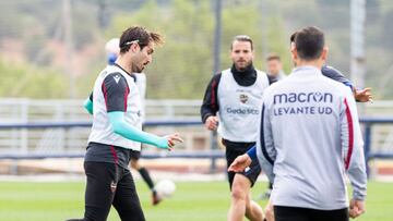Campa?a se pierde la visita del Sevilla por un catarro