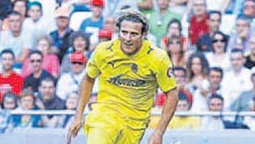 <b>IMPLACABLE. </b>Ni Cañizares ha podido frenar a Forlán.