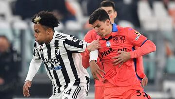 El estadounidense arrancó como titular y sufrió el gol en contra de Duván Zapata. Más adelante, con mucho dolor en la rodilla, tuvo que abandonar el juego.