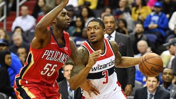 Dec 19, 2017; Washington, DC, USA; Washington Wizards guard Bradley Beal (3) drives to the basket as New Orleans Pelicans guard E&#039;Twaun Moore (55) defends during the second half at Capital One Arena. Mandatory Credit: Brad Mills-USA TODAY Sports