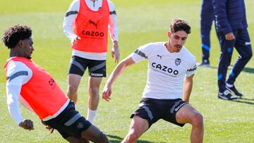 01/03/23  VALENCIA CF  ENTRENAMIENTO 
ALMEIDA