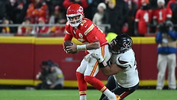 After losing to the Houston Texans in Week 14 on Sunday, the Kansas City Chiefs cannot win the AFC West division.