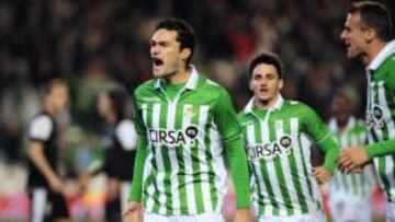 Jorge Molina celebra su gol conseguido a los 30 segundos.