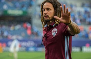 Luego de un largo periodo de incertidumbre, Jones finalmente fue transferido al Colorado Rapids el 4 de marzo de 2016, firmando un contrato por un año.