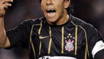 <B>A LA PREMIER.</B> Tévez jugará finalmente en los 'hammers'.