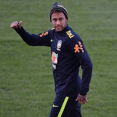 Neymar se entrena y despeja las dudas: será titular con Brasil