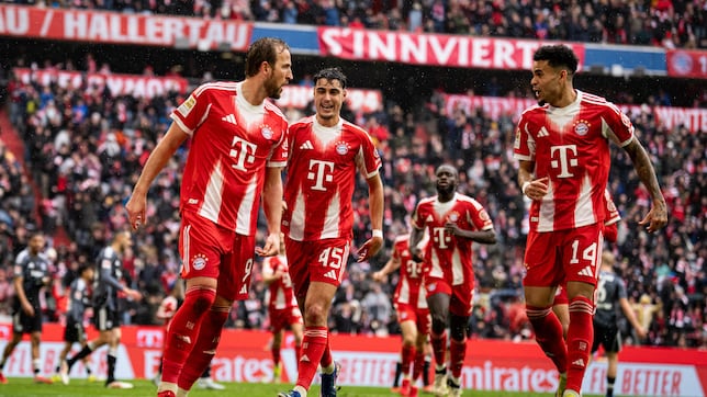 Luis Díaz, activo en sufrida victoria de Bayern Múnich ante Eintracht Frankfurt