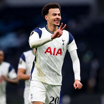 Según The Mirror, Dele Alli necesita salir del Tottenham para volver a reencontrarse con su mejor nivel. Mourinho lo tiene como alternativa y pide su salida. La directiva del equipo inglés no lo quiere dejar ir por bajo precio.