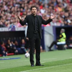 Simeone ya diseña el futuro Atlético