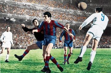 La llegada de Di Stefano al Madrid fue un azote para el Barcelona. Por él pujaron ambos clubes. Jugó ante el Barcelona 24 veces en Liga y marcó 15 tantos.