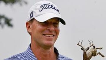 El estadounidense Steve Stricker se proclama vencedor del torneo