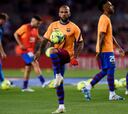 Alves quiere seguir: "Puedo seguir aportando"