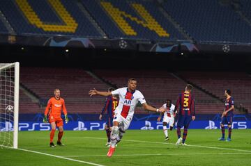 Fue la primera vez que se enfrentaba en su carrera al Barcelona, en febrero de 2021, y difícil hacerlo mejor. En octavos de Champions League, la ida la dejó resuelta el delantero con 3 goles.