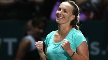 Svetlana Kuznetsova celebra su victoria.