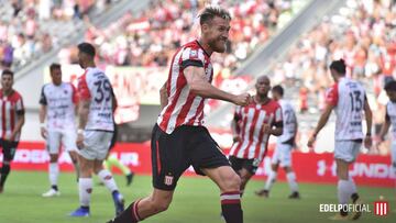 Estudiantes regresó a la victoria y frenó a Patronato