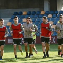 El derbi de Pasarón elige líder