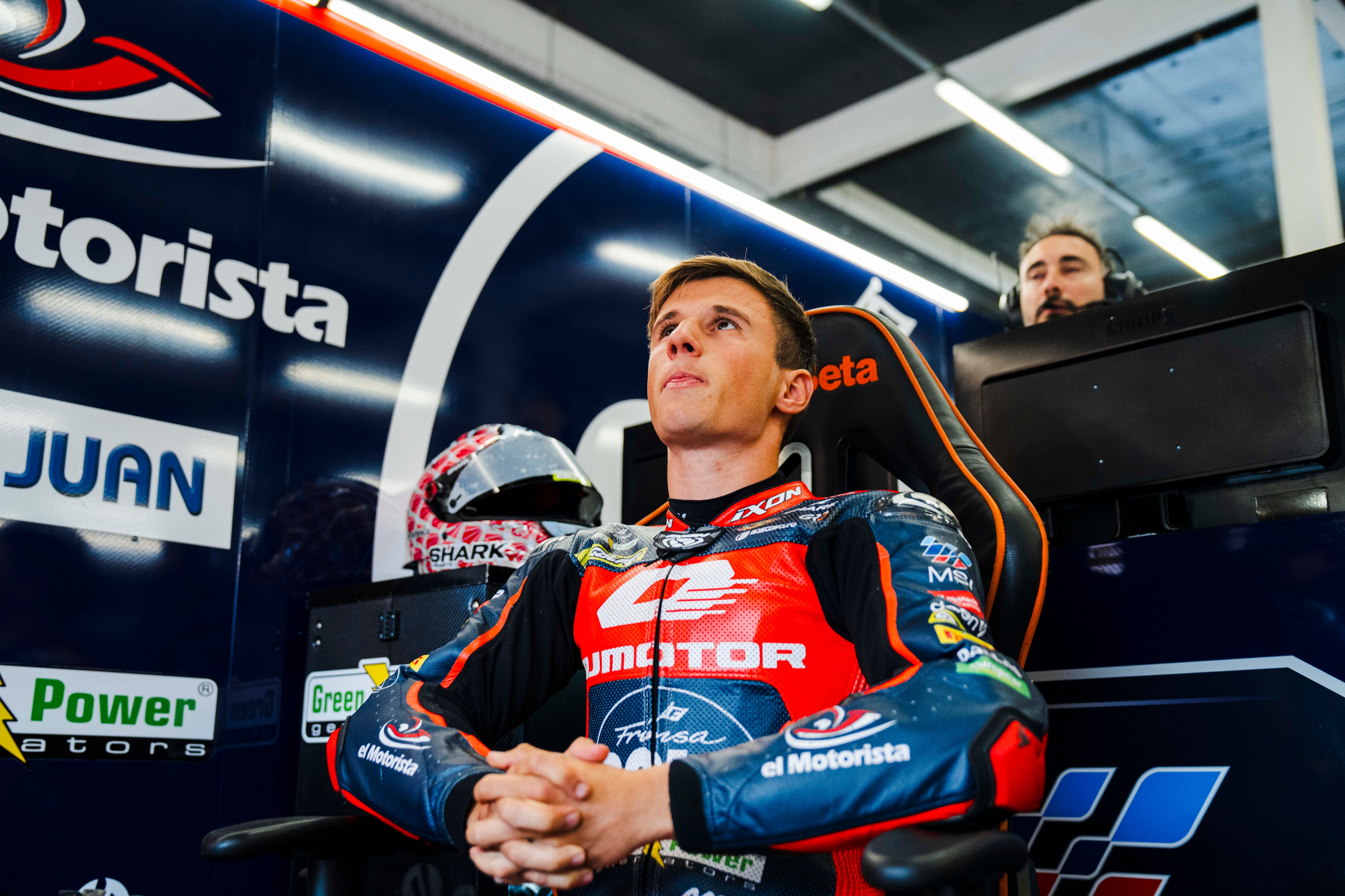 Sergio García Dols, en el box del MSi Racing.