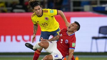 Chile cae ante Colombia y comienza a alejarse de Qatar