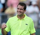 Guillermo García-López remonta y vence a Marcel Granollers