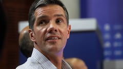 “Somos un club serio”: Clark aborda la continuidad de Pellegrino y confirma dónde jugará la U de local el 2024