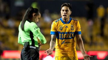 Carlos Salcedo: &ldquo;Juego de barbies; en el f&uacute;tbol existe contacto&rdquo;