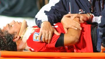 En el mismo partido que Fabián Orellana anotó contra la Albiceleste, el extremo nacional chocó muy mal con Nicolás Brudisso y sufrió un TEC.