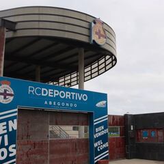 El Deportivo, a su ritmo: sin entrenador a 72 horas de un partido decisivo en Cartagena