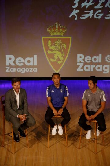 El futbolista japonés, exjugador del Dortmund, lucirá el dorsal 23 a la espalda con el Real Zaragoza.