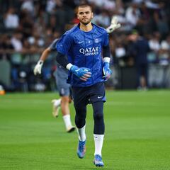 ¿Quién es Lucas Chevalier, el portero del PSG en la Supercopa de Europa ante Tottenham?