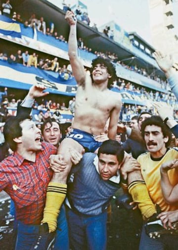 Maradona estuvo en dos épocas diferentes en Boca Juniors. La primera comprendió los años 1981 y 1982. 