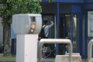 Bellingham deja Dortmund con una aparatosa férula