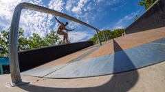 Joni Prados grindando el hubba del skatepark de Alaqu&agrave;s (Val&egrave;ncia).