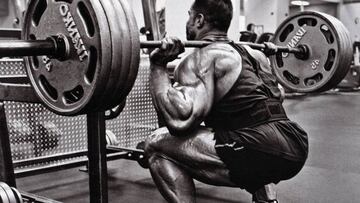 Los tres ejercicios básicos que debes hacer para ponerte fuerte