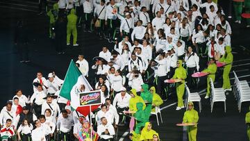 Deportistas representantes de México en los Juegos Panamericanos pasados.