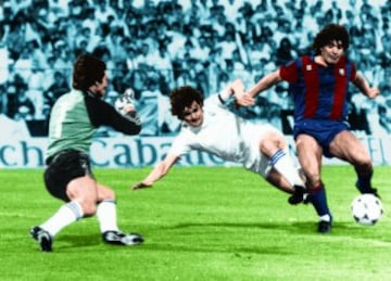 El argentino Maradona jugó en el Barcelona desde 1982 a 1984
